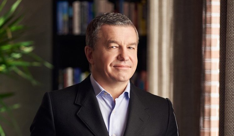 Хмельницький продає 55% UDP Іванову