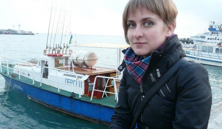 Активист "Восток SOS" Александра Дворецкая: "Крымчане берут российский паспорт, потому что никакой альтернативы Украина им не предлагает"