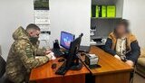 На кордоні викрили чоловіка, який видавав себе за жінку