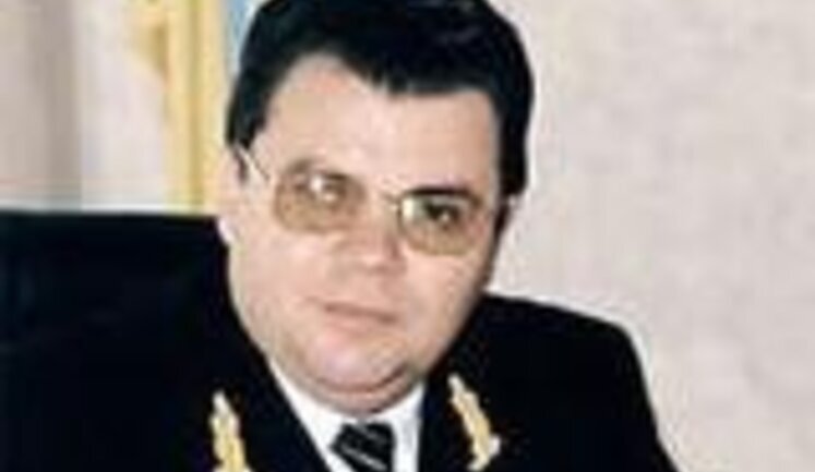 Зам ректора-педофила, который обещает разобраться с развратными действиями своего экс-шефа, был его сообщником, - бывшая студентка