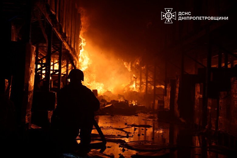 Missile attack on Dnipro on April 10