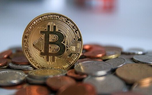 ЄС планує заборонити всі криптовалютні транзакції з Росією, - FT