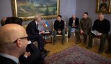йонас,гар,стере