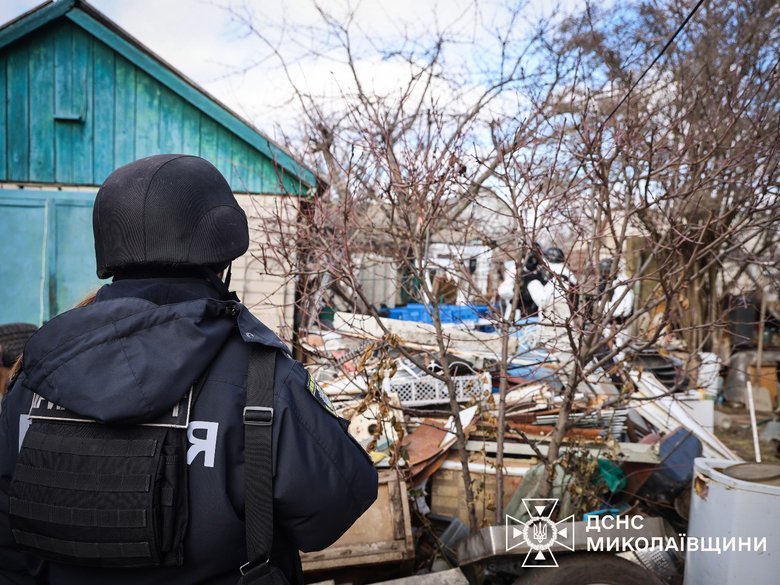 A house caught fire in Mykolaiv after the UAV attack: the ammunition was seized.