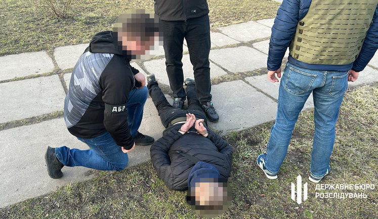 До 4 лет с конфискацией имущества приговорен правоохранитель на Одесщине за попытку наладить канал переправки мужчин за границу, - ГБР. ФОТО