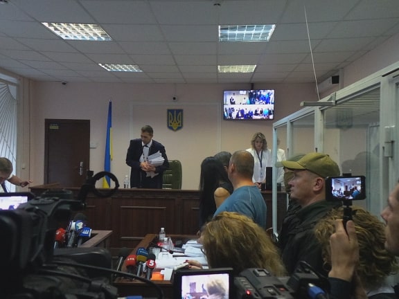 Антикорупційний суд продовжив обирати запобіжний захід Гладковському (оновлено) 11