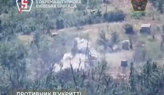 Воины 5-й штурмовой бригады выжигают врага на позициях и в блиндажах. ВИДЕО