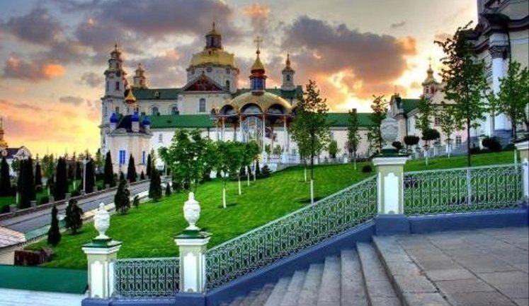 Почаївській лаврі дали ще 60 днів на розрив зв’язків із РПЦ: інакше ДЕСС піде до суду