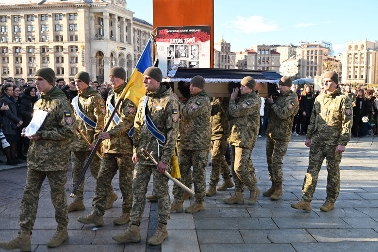 Із воїном та засновником видання Горинь Тарасом Давидюком, який загинув у бою проти окупантів на Запоріжжі, попрощалися у Києві 09