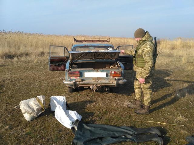 Прикордонники затримали чотирьох браконьєрів 02 Прикордонники затримали чотирьох браконьєрів 02
