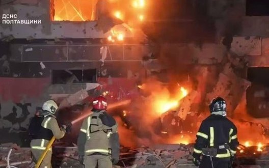 РФ випустила по Україні понад 3000 дронів, більш ніж 1450 КАБів та 40 ракет за тиждень, - Зеленський. ВIДЕО