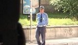 В ГАИ есть специалисты по охране парковок начальства от автолюбителей: Начальник приказ такой выдал. ВИДЕО.