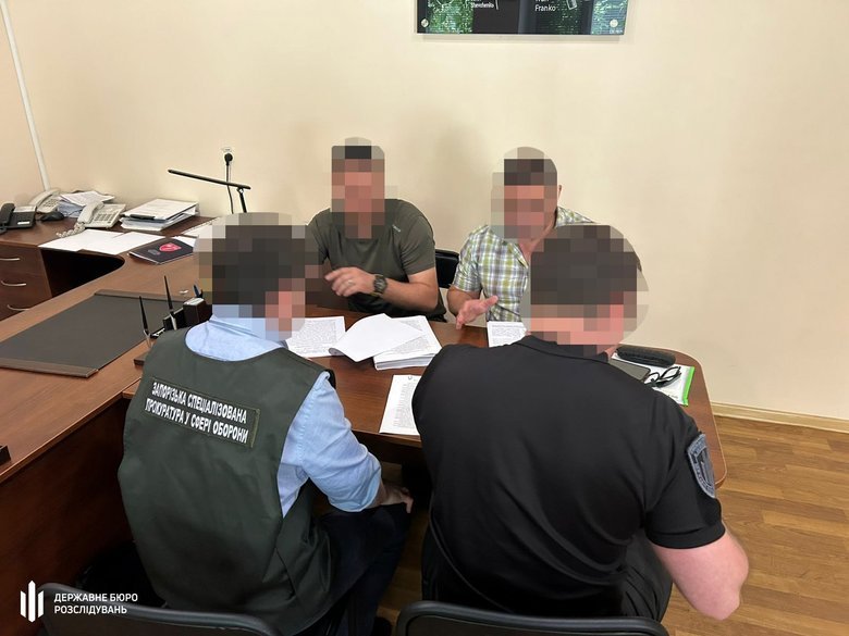 Викрито підполковника і його співмешканку на незаконних виплатах