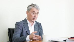 Міністр Ткаченко подав у відставку через втрату контролю над Держкіно
