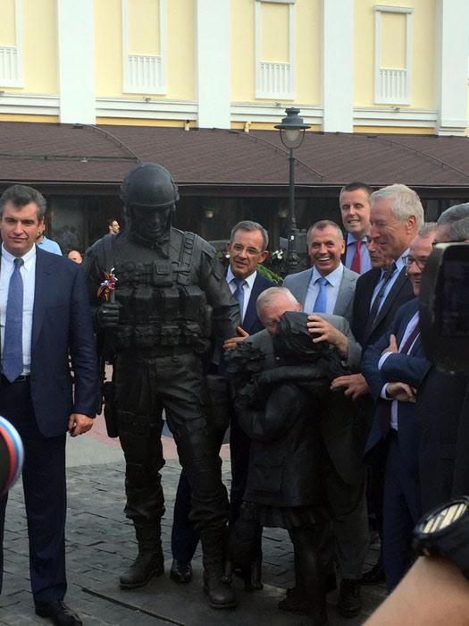памятник