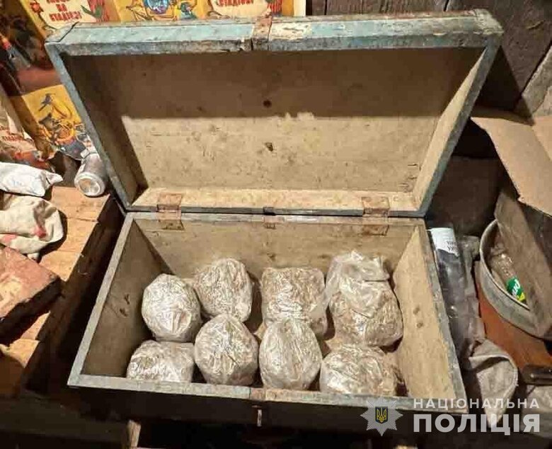 На Львівщині судитимуть злочинну групу, яка щомісяця збувала канабіс на 2 млн грн