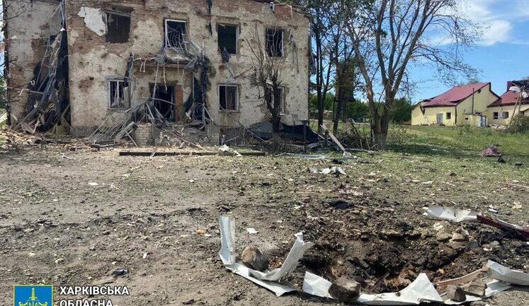 Russians strike Kupiansk with aircraft: six people injured. PHOTOS