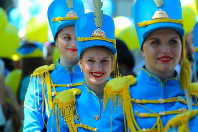 школа парад выпуск