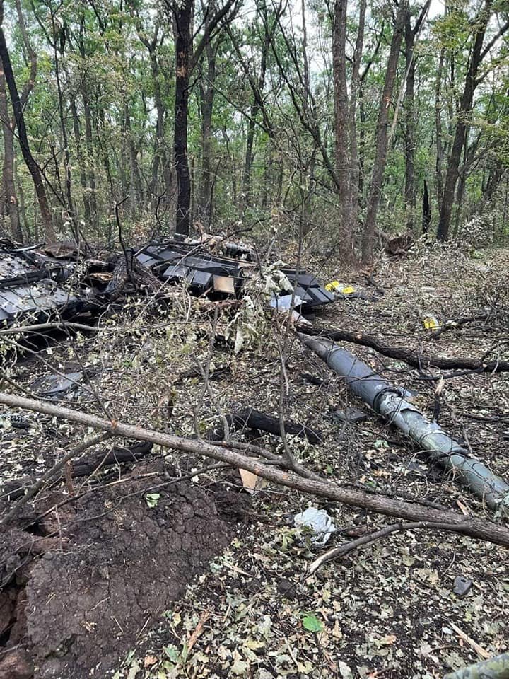 Оккупанты с использованием авиации пытаются захватить населенные пункты на границе Луганщины и Донетчины, - Гайдай 04