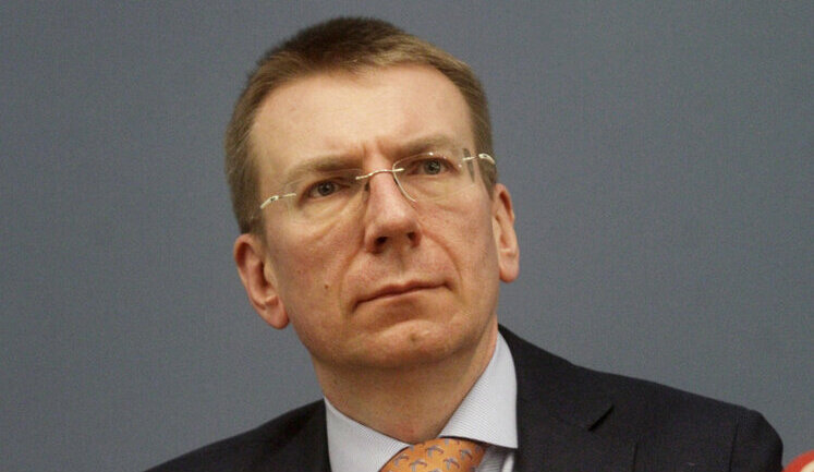 Гибридная война России против Европы уже началась, — президент Латвии Ринкевичс