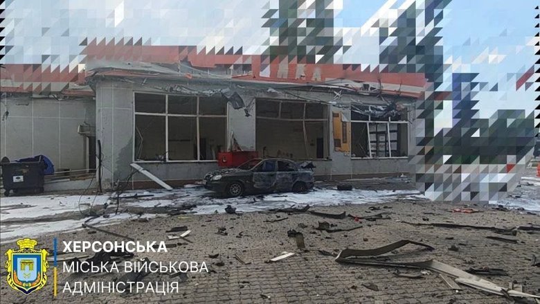 Обстрел Херсона, ранены три человека
