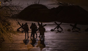 Під Києвом усю ніч йшли артилерійські бої: ЗСУ вели наступальні дії, операція іде нормально. ППО збила російську ракету, - МВС