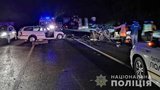 Двоє людей загинули, ще четверо, зокрема двоє дітей, постраждали внаслідок ДТП на Хмельниччині, - поліція. ФОТО