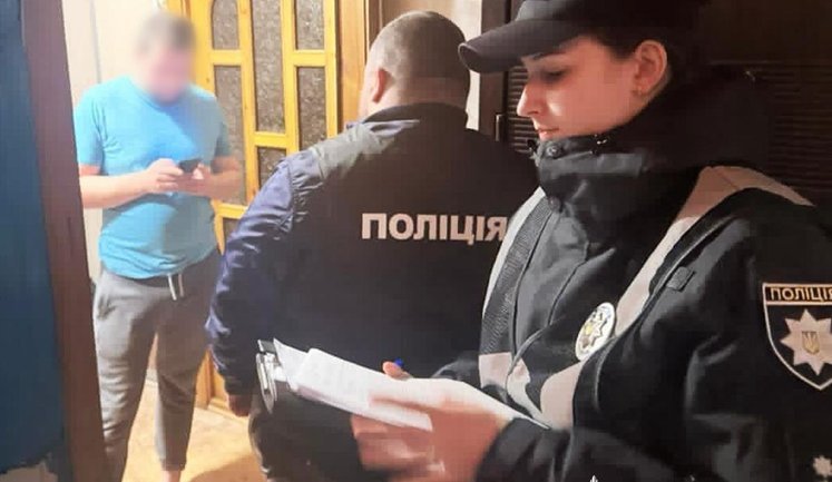 Запорізькі поліцейські викрили схему привласнення понад 17 мільйонів гривень гуманітарних коштів. ФОТОрепортаж