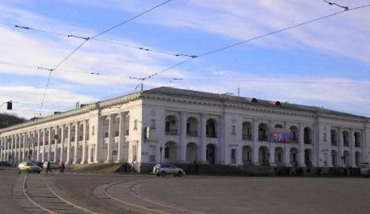 Ткаченко анонсував початок протиаварійних робіт в Гостиному дворі 31 грудня
