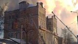 Пожар в луганской поликлинике. Cгорело 800 тысяч гривен Ахметова. ВИДЕО+ФОТО
