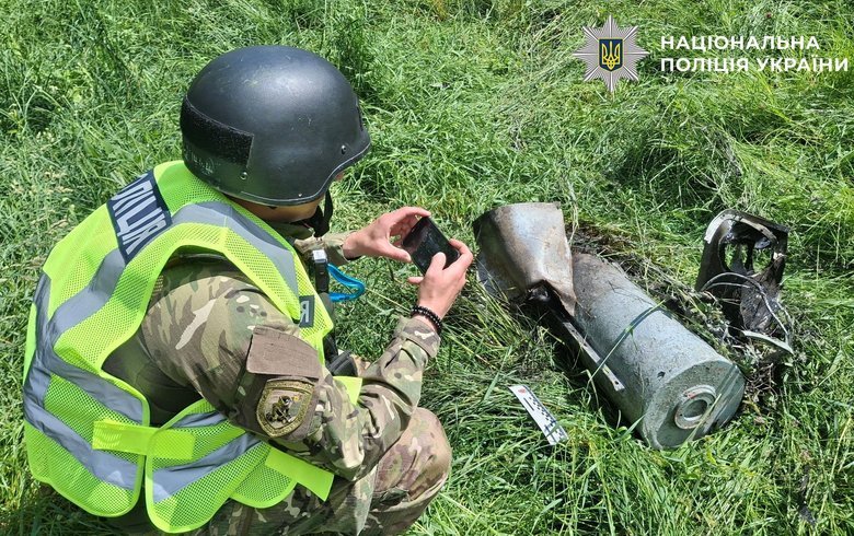 В центре Киева обнаружили боевую часть дрона "Герань-2" після атаки РФ