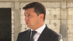 Жесткий карантин полностью сбил первую волну COVID-19 в Украине, - Зеленский