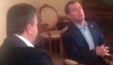 Медведев-Януковичу: Погода хорошая и день сегодня особенный, а мы - друзья и обязаны общаться. ВИДЕО.