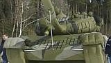 Россия наращивает военную мощь надувными танками и самолетами. ВИДЕО.
