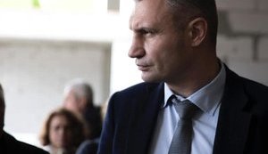 Кличко призвал обязать руководителей предприятий перевести людей на удаленную работу