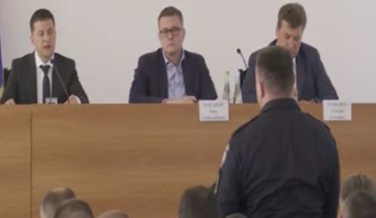 "Рекомендую покинути вам свою посаду. Я вам не вірю", - Зеленський начальникові житомирської обласної поліції Печененку. ВIДЕО