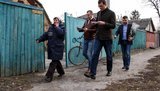 Омелян 8 березня попрацював помічником листоноші у Віті-Поштовій: доставляв пенсії та монетизовані субсидії. ФОТОрепортаж