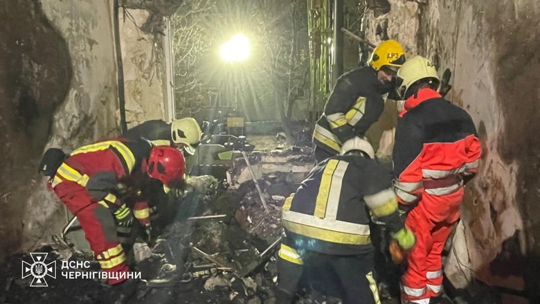 Аварійно-пошукові роботи в Чернігові завершено