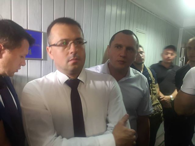 Yanukovych treason case hearing recessed over his lawyers obstruction 06