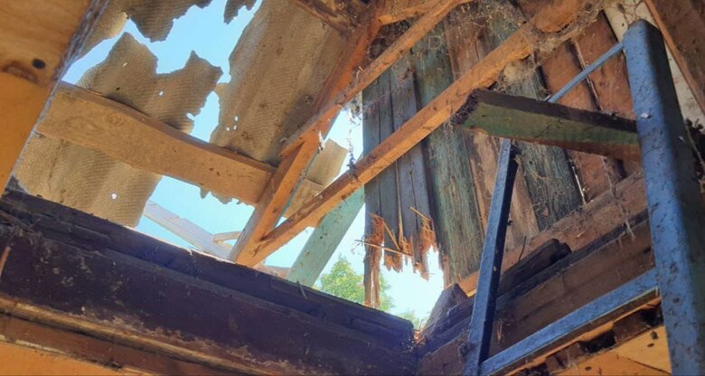 Russian army shelled Nikopol with artillery three times today 01