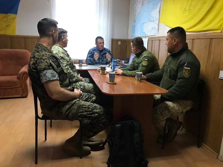 Делегація посольства США побувала в зоні ООС 03