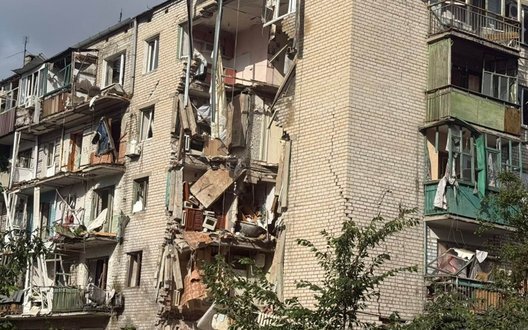 Підліток втратив руку через атаку дрона: з Лимана повторно евакуювали родину з двома дітьми, - Нацполіція. ВIДЕО