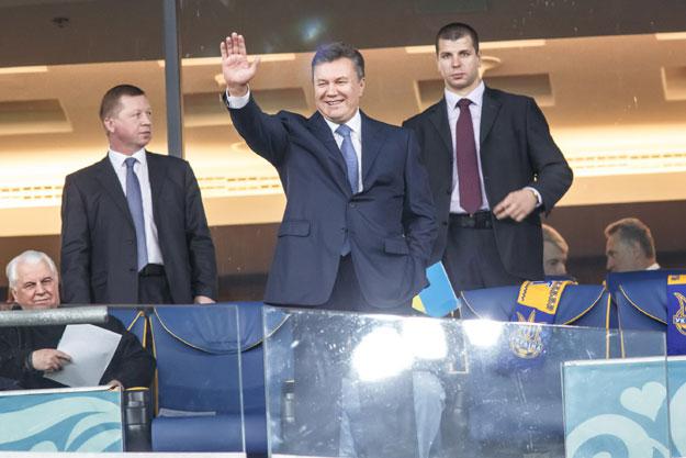 ющенко янукович ахметов