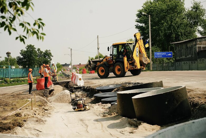 У Львівській області розширюють дорогу до кордону з Польщею