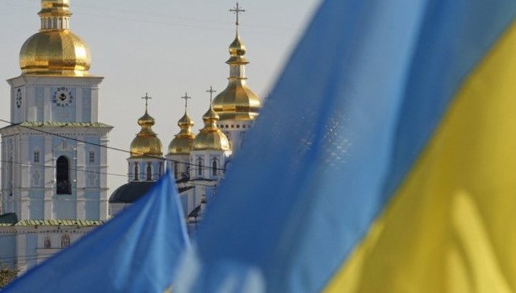 У храмах ПЦУ пролунала спільна молитва вдячності з нагоди річниці отримання Томосу