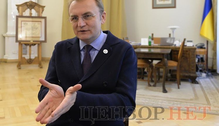 Власти Львова передали функции по вывозу мусора областной администрации