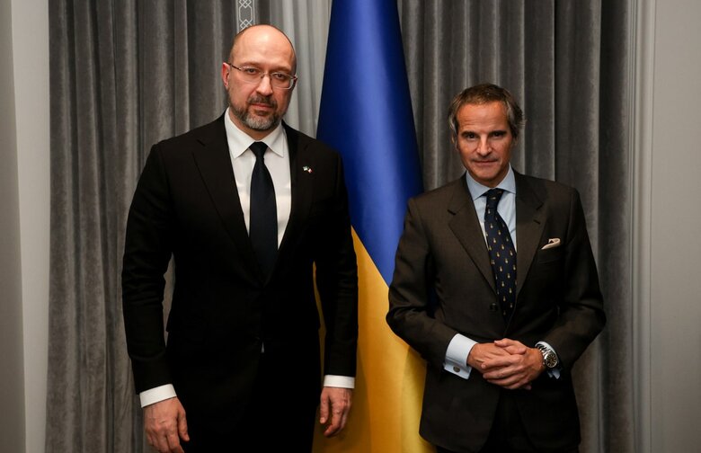 Shmyhal discussed with head of IAEA Grossi demilitarization of ZNPP and sending of permanent missions to all nuclear plants in Ukraine 01
