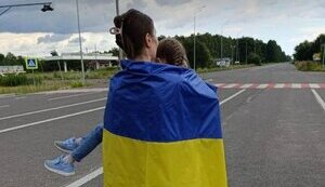 Двух подростков и 8-летнюю девочку вернули из ВОТ и территории РФ. ФОТОрепортаж
