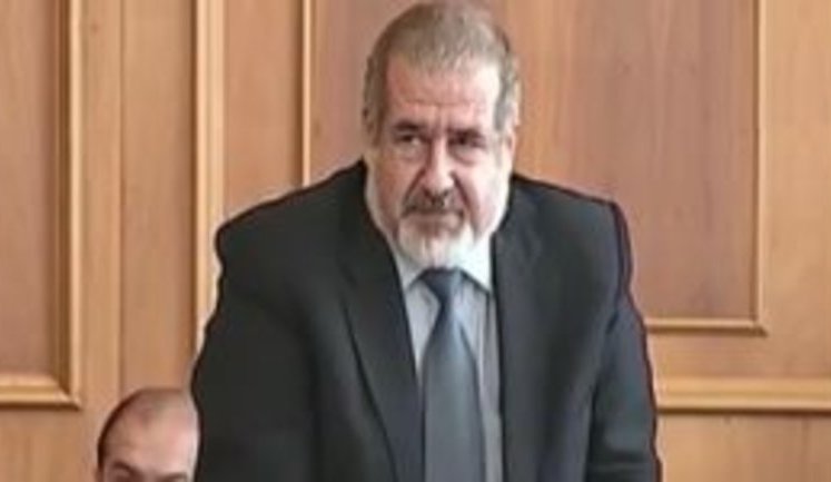 "Decision is taken - Sept. 20 or 21 we will block border with Crimea," MP Chubarov