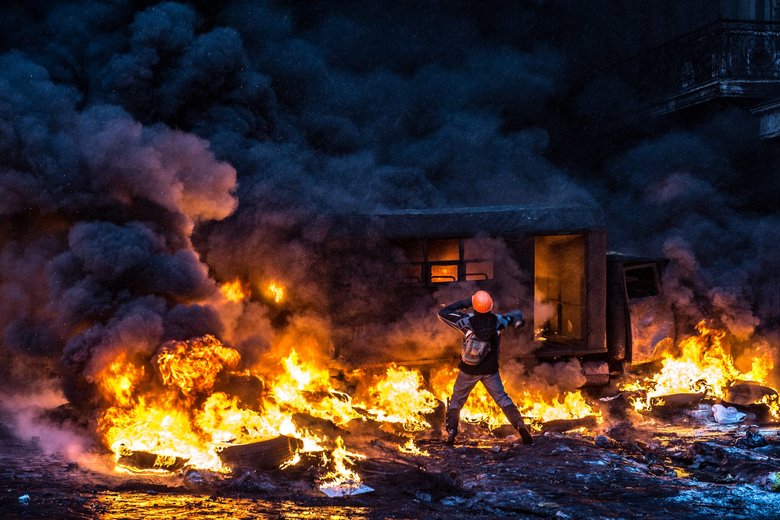 Вісім років від Вогнехреща на Грушевського: Вогонь запеклих не пече 12
